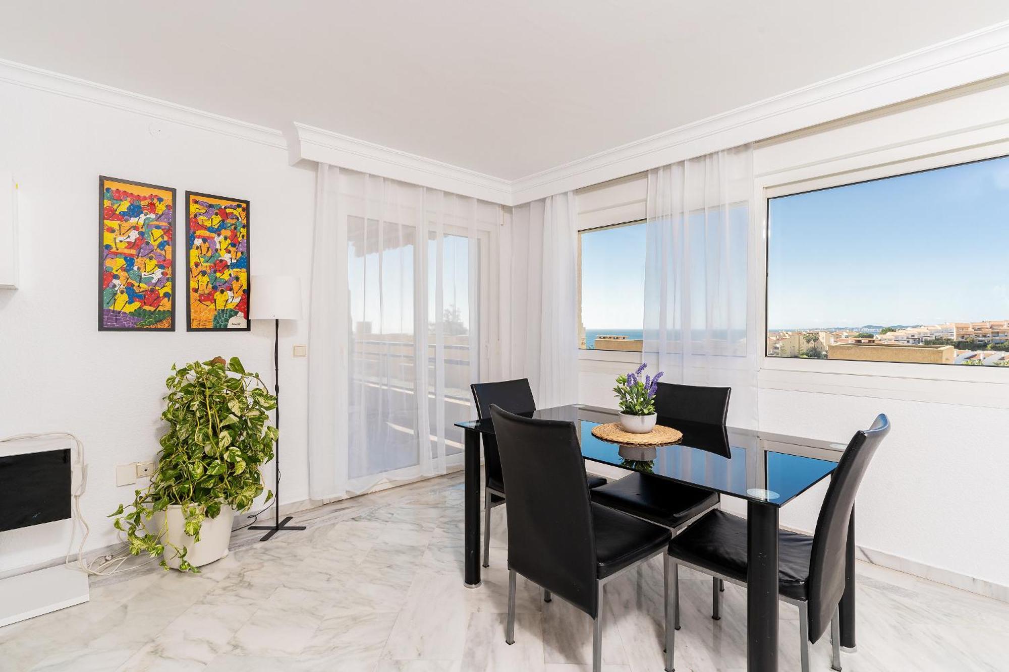 Monko Bora Bora Apartment Benalmadena Ngoại thất bức ảnh