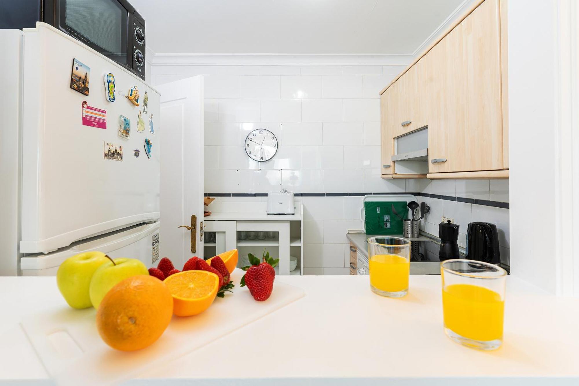 Monko Bora Bora Apartment Benalmadena Ngoại thất bức ảnh
