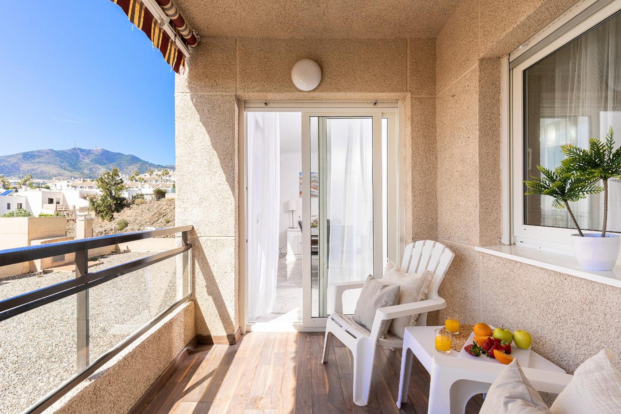 Monko Bora Bora Apartment Benalmadena Ngoại thất bức ảnh