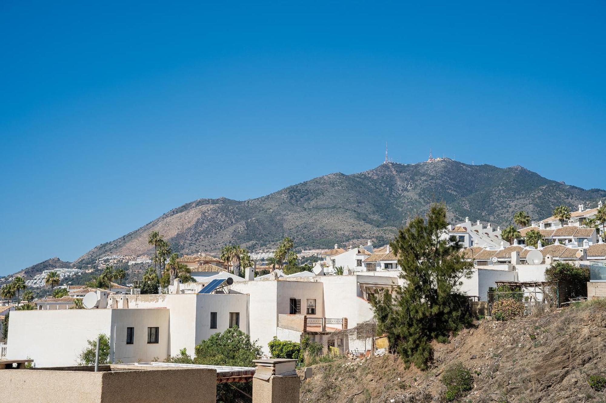 Monko Bora Bora Apartment Benalmadena Ngoại thất bức ảnh